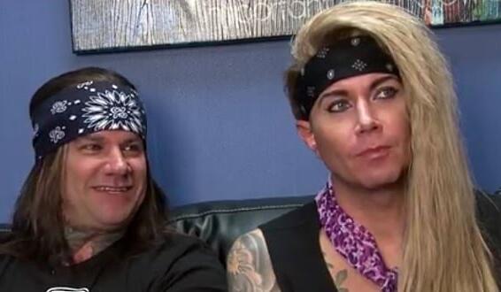 STEEL PANTHER&#039;s FOXX, ZADINIA Talk Solo Album, TV Show, DAVID LEE ROTH And NICKI MINAJ (Video)