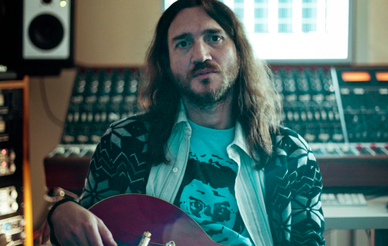 Former Red Hot Chili Peppers Guitarist John Frusciante Just Released Lots of Free Music