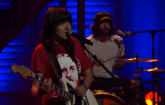 Courtney Barnett Performs &quot;Dead Fox&quot; on &quot;Conan&quot;