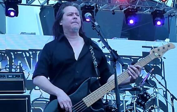 QUEENSRŸCHE&#039;s EDDIE JACKSON: Being Restricted To Only Performing Certain Songs Was Difficult