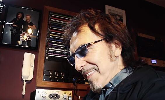 BLACK SABBATH&#039;s TONY IOMMI Featured In Video For Christmas Charity Song