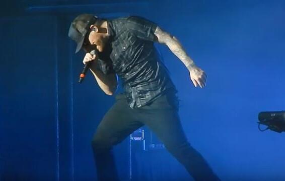 SHINEDOWN Frontman Says Current Single &#039;State Of My Head&#039; Is &#039;Stupid, Stupid Hip&#039;
