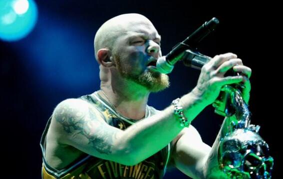 Video Premiere: FIVE FINGER DEATH PUNCH&#039;s &#039;Wash It All Away&#039;
