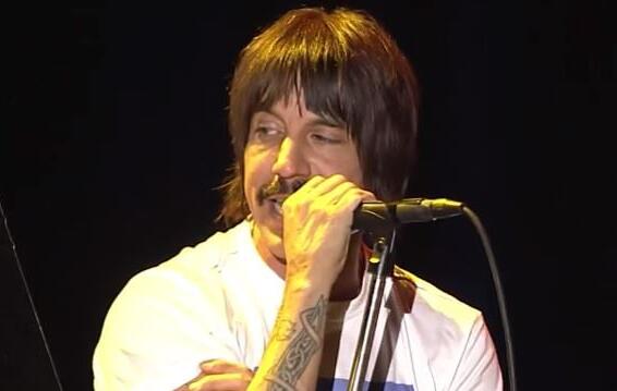 RED HOT CHILI PEPPERS Frontman ANTHONY KIEDIS Discusses His Health Scare