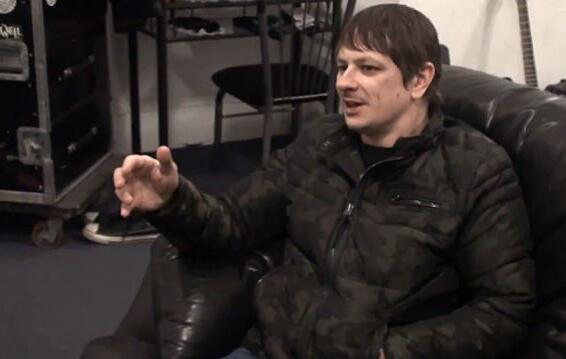 KORN&#039;s RAY LUZIER: Kids Don&#039;t Understand That Illegal Music Downloading Is Akin To Stealing