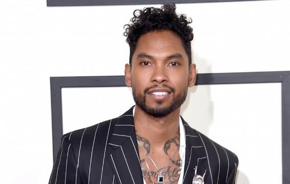 Miguel Covers Michael Jackson’s ‘She’s Out of My Life’ at the Grammy Awards