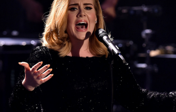 Quer ir ver Adele a Londres? Pague 30 mil euros