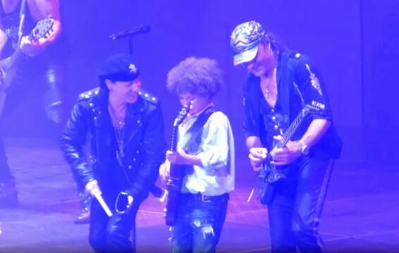 Video: SCORPIONS Joined By 12-Year-Old Guitar Prodigy At Brooklyn Concert
