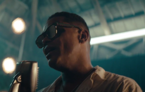 Maxwell Takes it Back to His Ancestry for ‘Lake By the Ocean’ Video