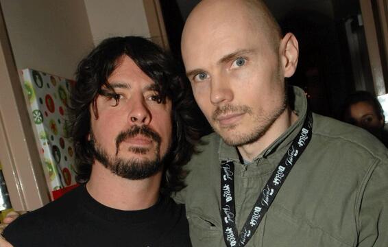 Billy Corgan Sort of Praises, Definitely Swipes at Foo Fighters and Pearl Jam on ‘Howard Stern’