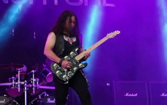 QUEENSRŸCHE&#039;s MICHAEL WILTON On TODD LA TORRE: It&#039;s Just A Real Pleasure To Have Him In The Band