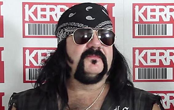 VINNIE PAUL: European-Style Heavy Metal Festivals Wouldn&#039;t Get Same Kind Of Support In America