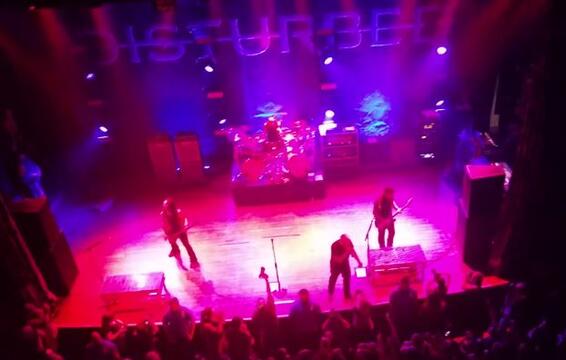 Video: DISTURBED Plays First Show In Four Years