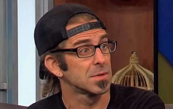 LAMB OF GOD Frontman Says Current Presidential Campaign Is &#039;More Like A Professional Wrestling Match&#039;