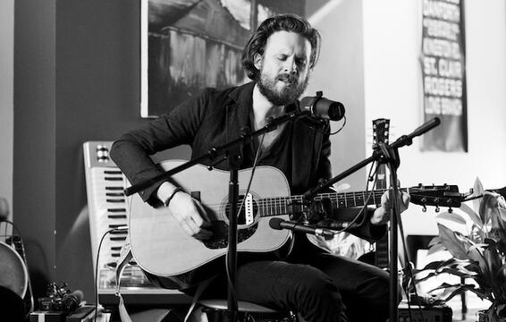 Father John Misty Covers Leonard Cohen&#039;s &quot;Bird on the Wire&quot;