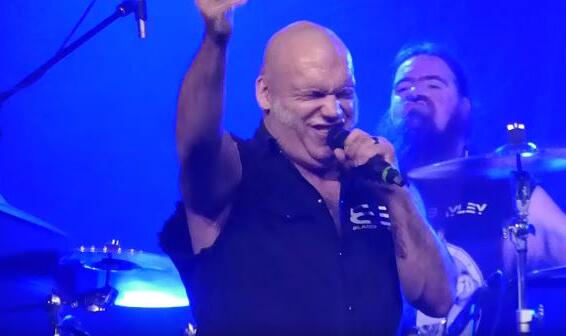 Video: Ex-IRON MAIDEN Singer BLAZE BAYLEY Performs At Germany&#039;s MUSIC FROM THE BEAST Festival