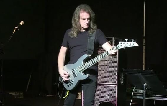 MEGADETH&#039;s DAVID ELLEFSON Says &#039;Peace Sells&#039; Is &#039;Definitely One Of The Most Recognizable&#039; Bass Lines In Rock