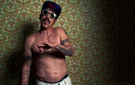 Red Hot Chili Peppers Are Shirtless and Bruised in ‘Dark Necessities’ Video
