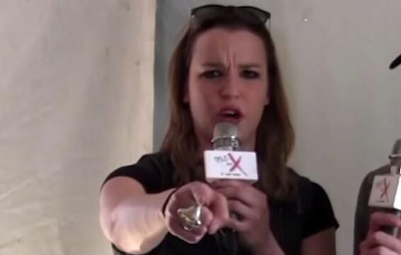 HALESTORM&#039;s LZZY HALE Issues Challenge To Male Singers: &#039;Take Some Shirts Off&#039; And Show &#039;Some Man Nipple&#039;