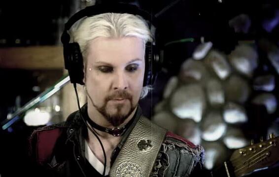 ROB ZOMBIE Guitarist JOHN 5 Films Video For New Solo Track &#039;Black Grass Plague&#039;