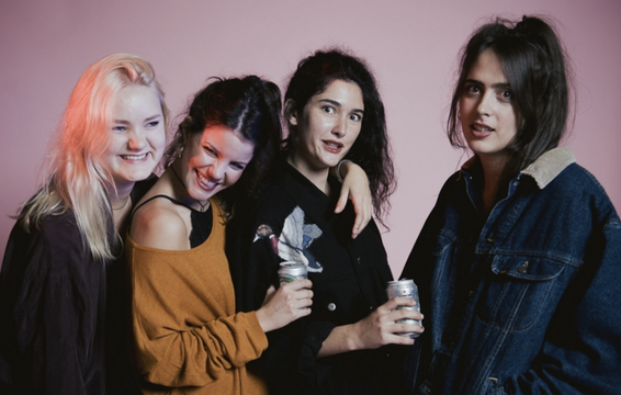 Hinds Perform &quot;Trippy Gum&quot; and &quot;Garden&quot; at Pitchfork Music Festival Paris