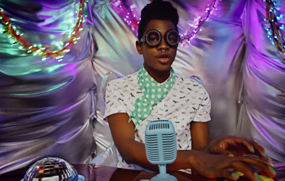 Shamir Charmingly Pilots a Kitschy UFO in His New ‘In for the Kill’ Video