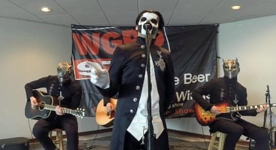 Video: GHOST Performs Acoustic Set At WGRD Studio