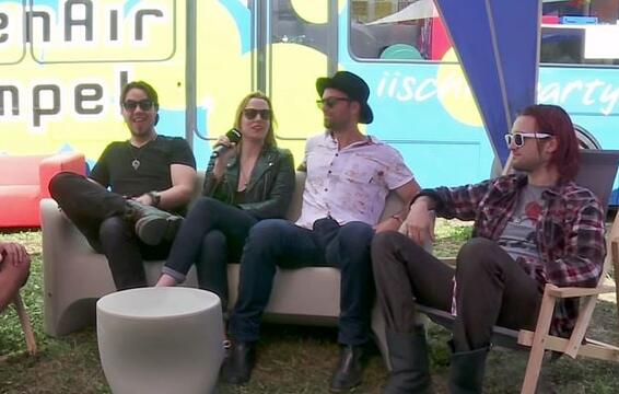 HALESTORM&#039;s LZZY HALE On &#039;Into The Wild Life&#039;: We Wanted To Make The Record That We Would Wanna Listen To