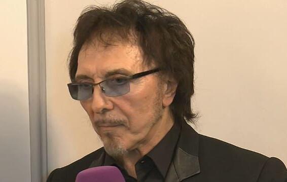 BLACK SABBATH&#039;s TONY IOMMI: &#039;Playing And Writing Riffs Has To Come From Within&#039;