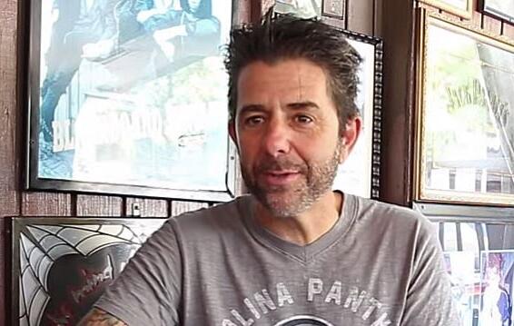 Video: RIKI RACHTMAN Talks About Upcoming &#039;Cathouse Live At Irvine Meadows&#039; Festival