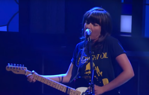 Courtney Barnett Reminds Us ‘Nobody Really Cares If You Don’t Go to the Party’ on ‘Colbert’