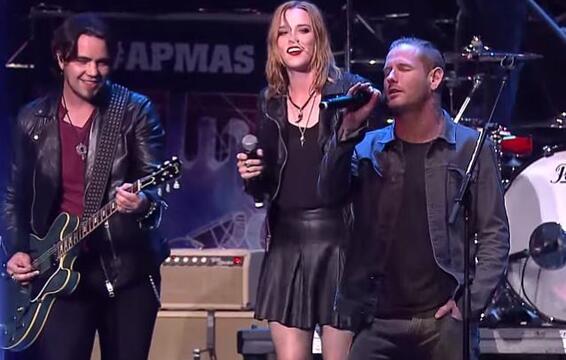 Video: COREY TAYLOR Joins HALESTORM For Cover Of TEMPLE OF THE DOG&#039;s &#039;Hunger Strike&#039; 