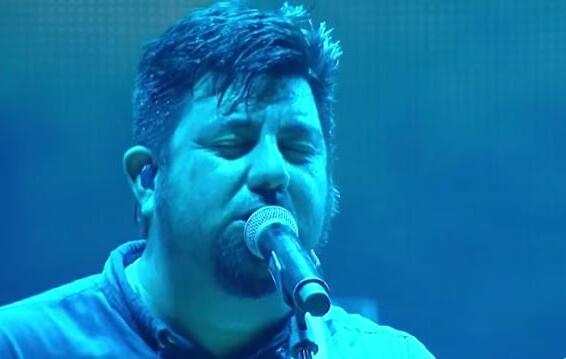 DEFTONES Singer Says Band Won&#039;t Play New Songs On Current Tour