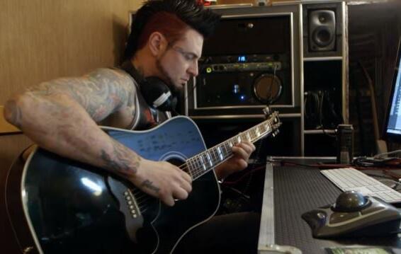 FIVE FINGER DEATH PUNCH&#039;s JASON HOOK Already Has Ideas For Three Or Four More Albums
