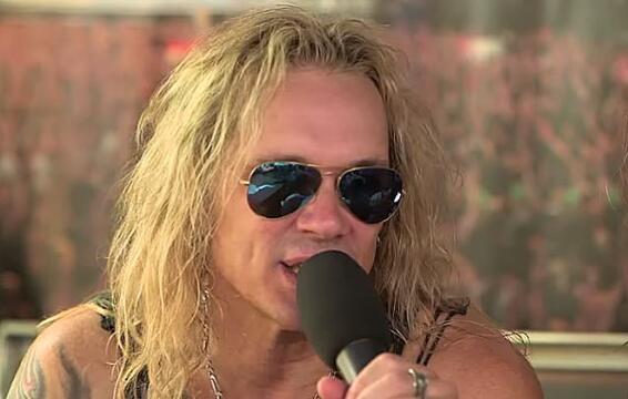 STEEL PANTHER&#039;s MICHAEL STARR: &#039;If You&#039;re Gonna Do A VAN HALEN Reunion, You Can&#039;t Have Your Son Playing Bass&#039;