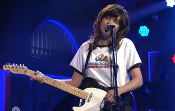 ‘Nobody Really Cares If You Don’t Go to the Party’ When You Can Watch Courtney Barnett on ‘SNL’ Instead