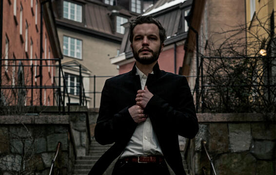 The Tallest Man on Earth Shares &quot;Sagres&quot;, Announces Full Band Tour