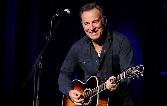 Bruce Springsteen Does Everyone a Solid, Releases Free Show Download