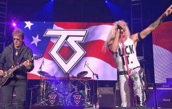 TWISTED SISTER: &#039;You Can&#039;t Stop Rock &#039;N&#039; Roll&#039; Performance Clip From &#039;Metal Meltdown&#039; DVD