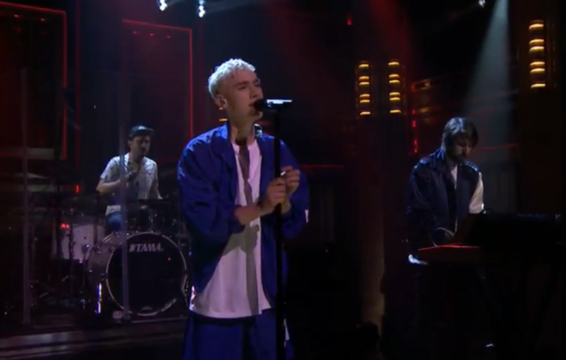 Years &amp; Years Get Crowned ‘King’ on ‘Fallon’