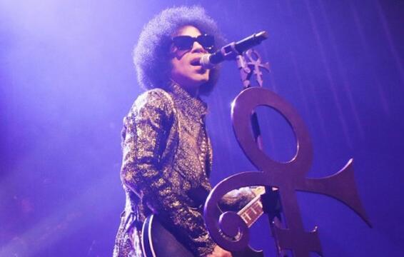 Prince Removes All Music From All Streaming Services Except TIDAL
