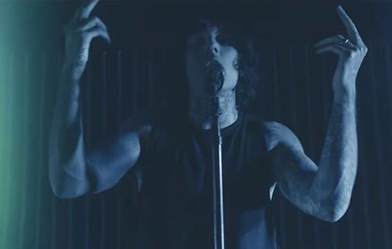 BRING ME THE HORIZON Releases &#039;Avalanche&#039; Video