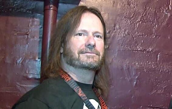 SLAYER/EXODUS Guitarist GARY HOLT Talks About Having His Own Blood Used To Paint Signature ESP Guitar