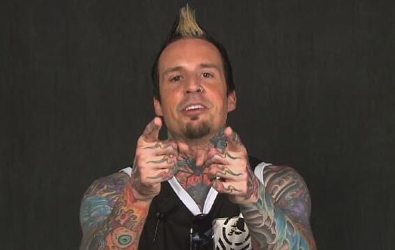 FIVE FINGER DEATH PUNCH&#039;s JEREMY SPENCER: LARS ULRICH Inspired Me To Play Double Bass
