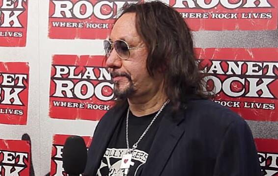 ACE FREHLEY Talks Upcoming Covers Album, Follow-Up To &#039;Space Invader&#039; (Video)